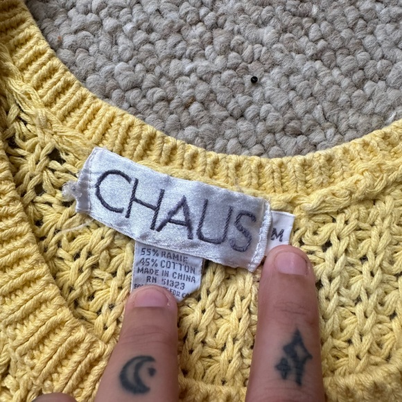 CHAUS 🤍 vintage chunky sweater vest size medium - Picture 2 of 2